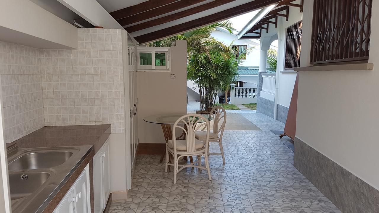 Drake Seaside Studio Apartments Bel Ombre Exterior foto