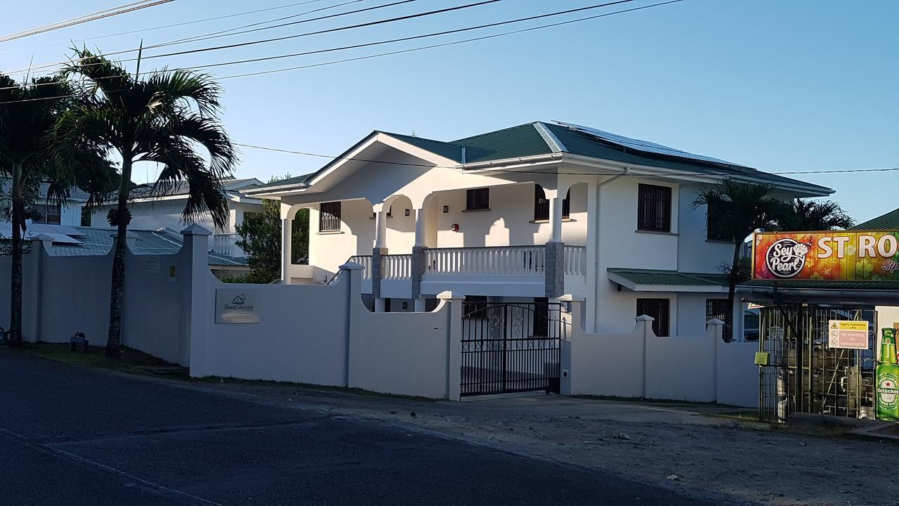 Drake Seaside Studio Apartments Bel Ombre Exterior foto