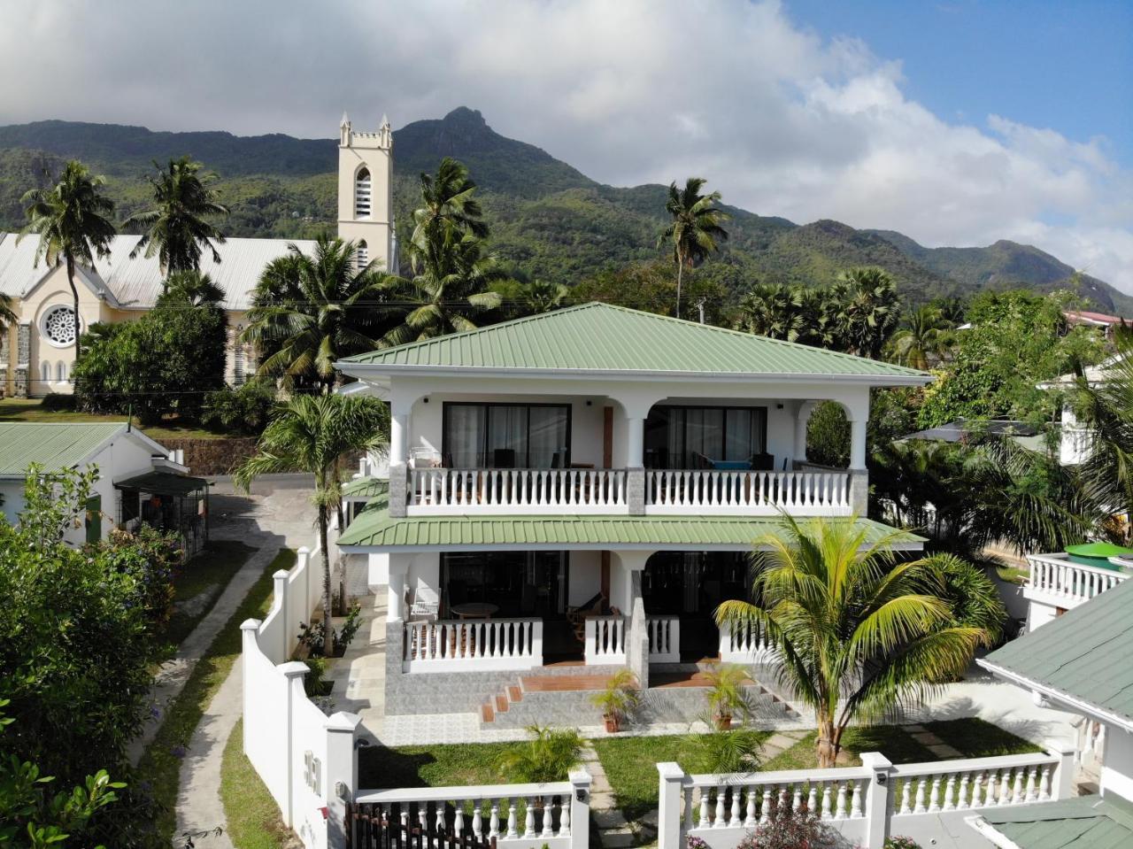 Drake Seaside Studio Apartments Bel Ombre Exterior foto